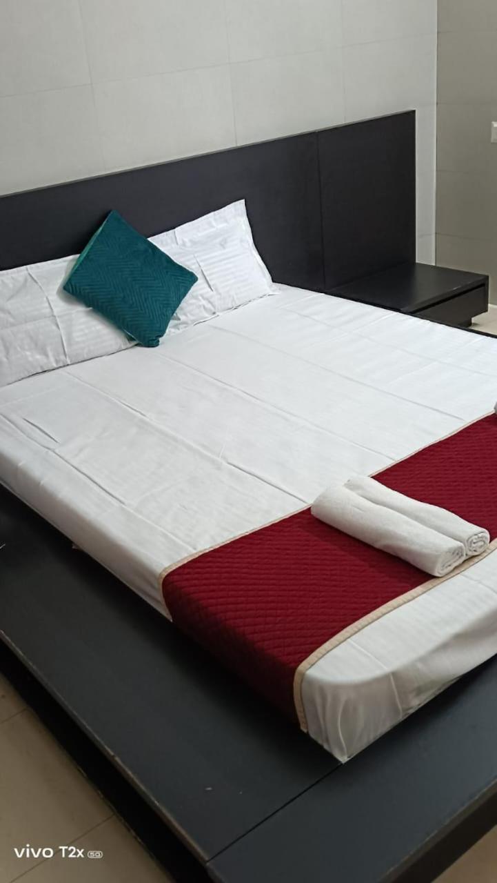 Midtown Residency Hotell Kozhikode Eksteriør bilde