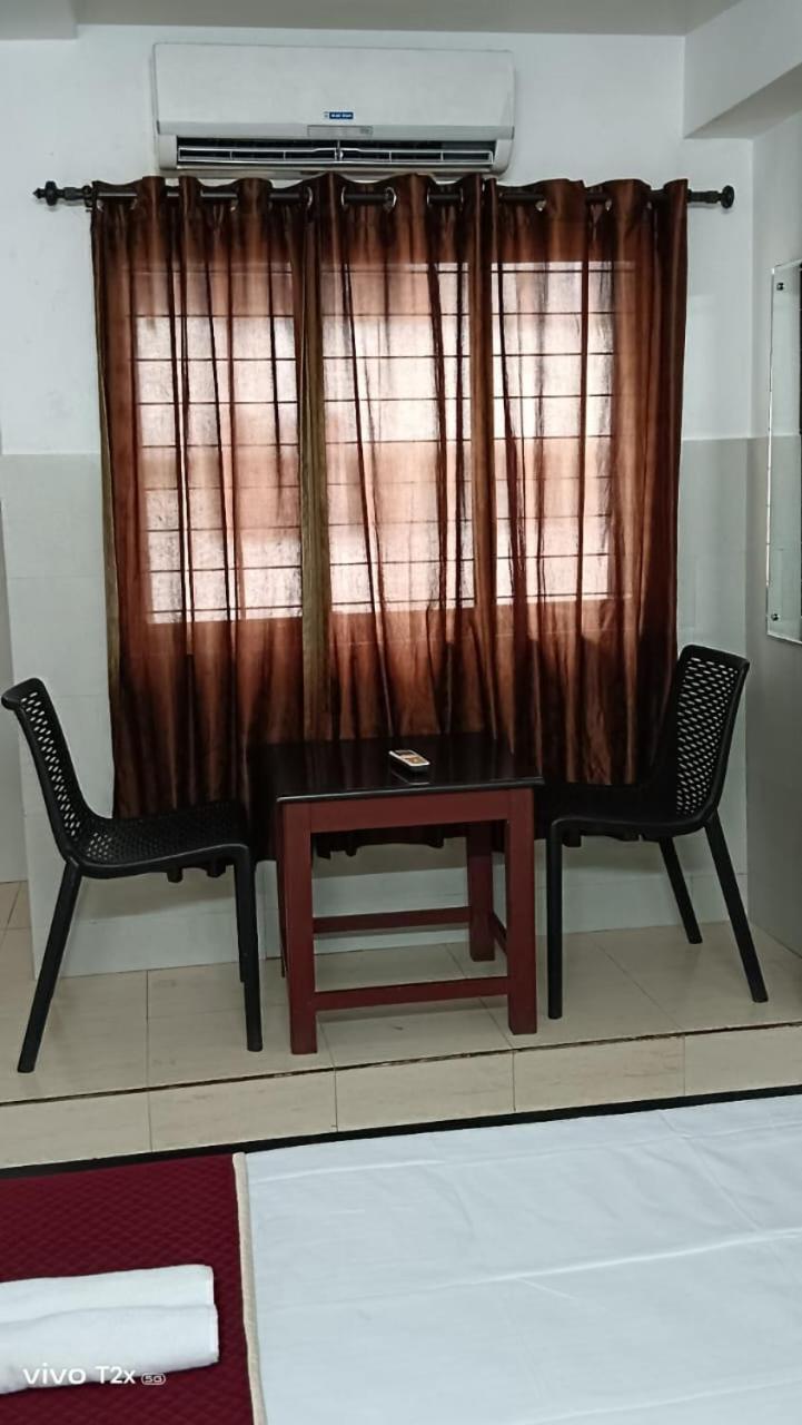 Midtown Residency Hotell Kozhikode Eksteriør bilde