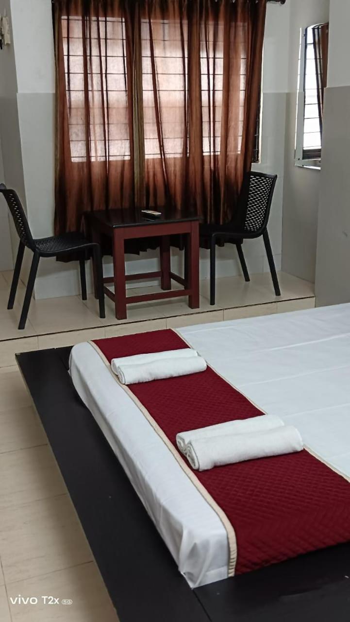 Midtown Residency Hotell Kozhikode Eksteriør bilde